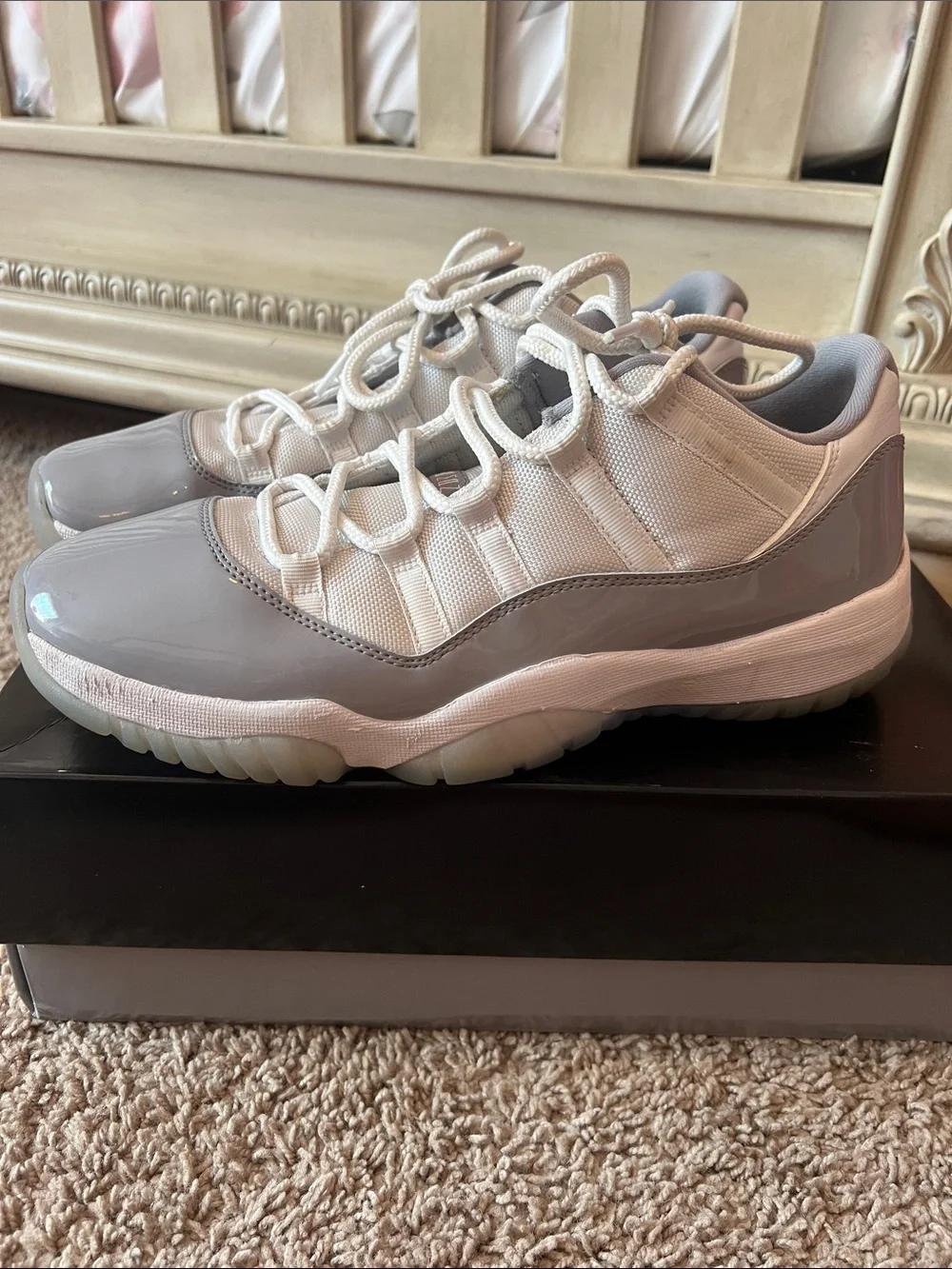 Air Jordan retro 11 low cement gray. 11.5 men’s
